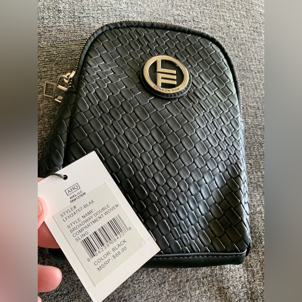 London Fog Broadway Double Compartment Woven Sling In Black NWT 🌴 - Picture 4 of 10